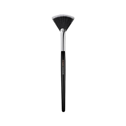 STUDIO17 Small Fan Brush | Professional Makeup Brush with Premium Synthetic Bristles | Flawless Korean Makeup Brush Designed by Artists.