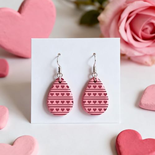 CHGCRAFT 4 Pcs Valentine's Day Heart Grid Polymer Clay Texture Sheet Wave Silicone Clay Texture Mat for Polymer Clay Making Earrings Jewelry DIY Crafts 5.5 × 5.5 Inch - style: Valentine's Day