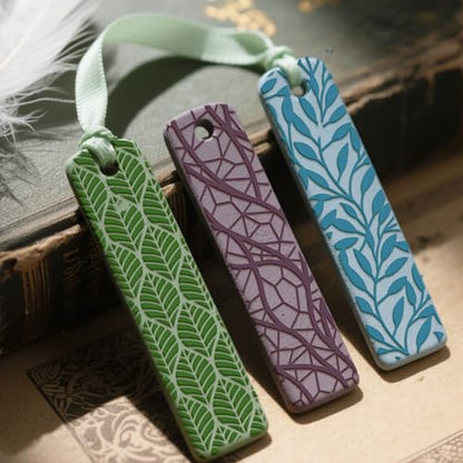 4 Pcs Leaf Texture Pattern Polymer Clay Texture Sheet Rubber Clay Texture Mat for Polymer Clays Making Earrings Jewelry DIY Crafts, 4 × 2.5 Inch - style: Leaf Pattern