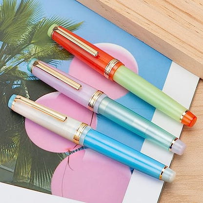 Jinhao 82 Acrylic Fountain Pen, Iridium Fine Nib with Ink Converter, Macaron Aqua Blue Contrast Color Classic Design Smooth Writing Pen (Gold Trim) - color: Aqua Blue, style: Fine (0.5 mm)