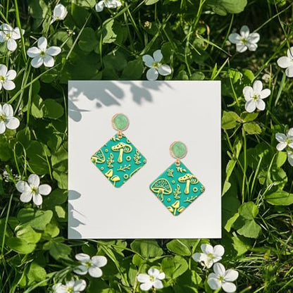CHGCRAFT Mushrooms Polymer Clay Texture Sheets Leaves Plant Texture Mat Rubber Clay Texture Mat Clay Modeling Pattern Pad Texture Sheets for Earrings Jewelry Making - style: Mushrooms