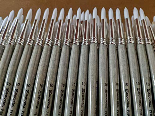 Escoda | Watercolour | Artist Set Julia Barminova | Size 6,1/4,12 | 3 Brushes | Synthetic White Toray + Tendo | Round Pointed + Dagger Striper + Round mop - color: Julia Barminova, size: Artist Set