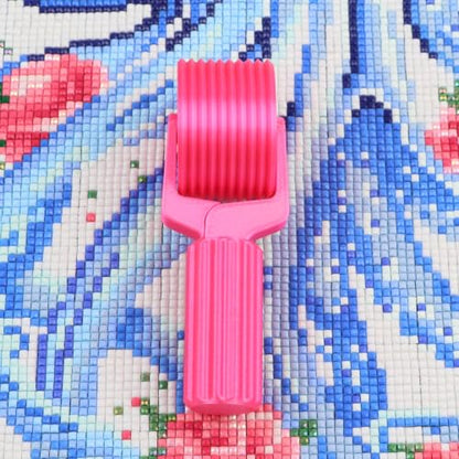 Diamond Painting Pink Roller, Pressure Roller for Diamond Art Canvas, Flatten and Secure Diamonds Easily, DIY Diamond Painting Accessories - color: Pink